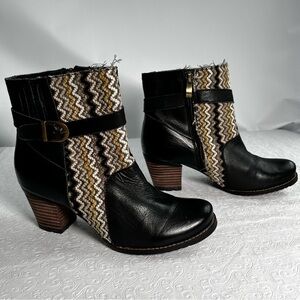 Elite by Corkys Marta Womens 7 Black Leather Print Textile Booties Ankle Boots